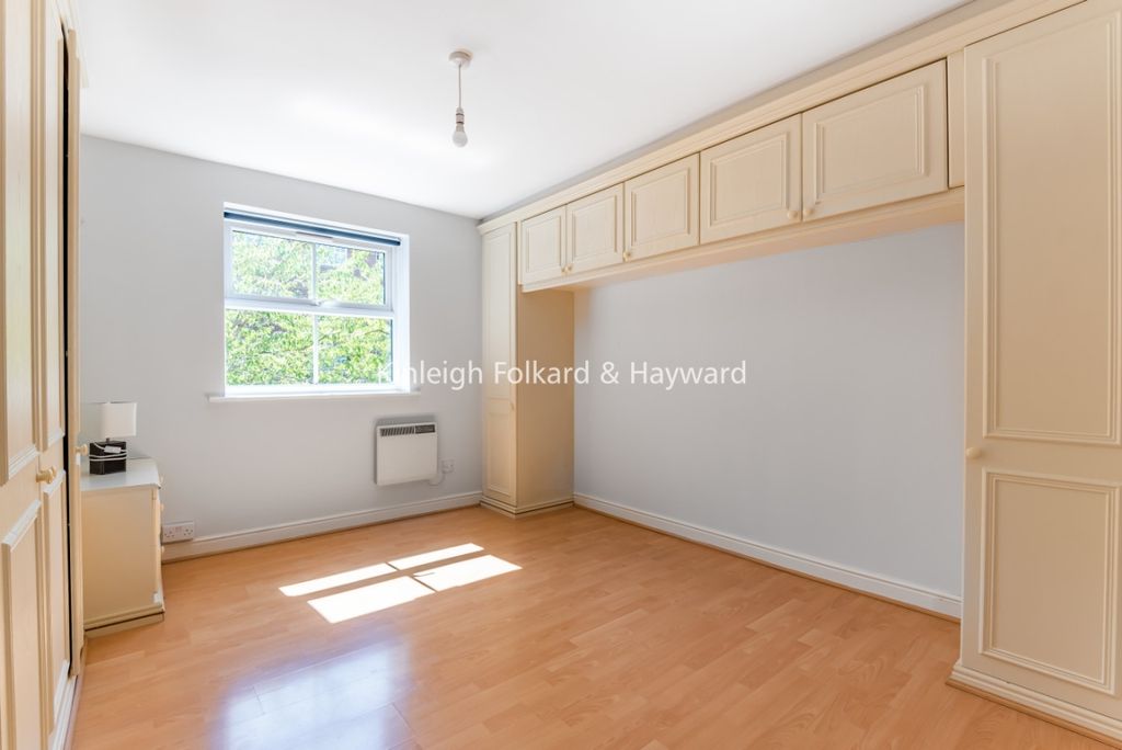 Property photo 3 of 7 595A9c10-d07A-4694-A