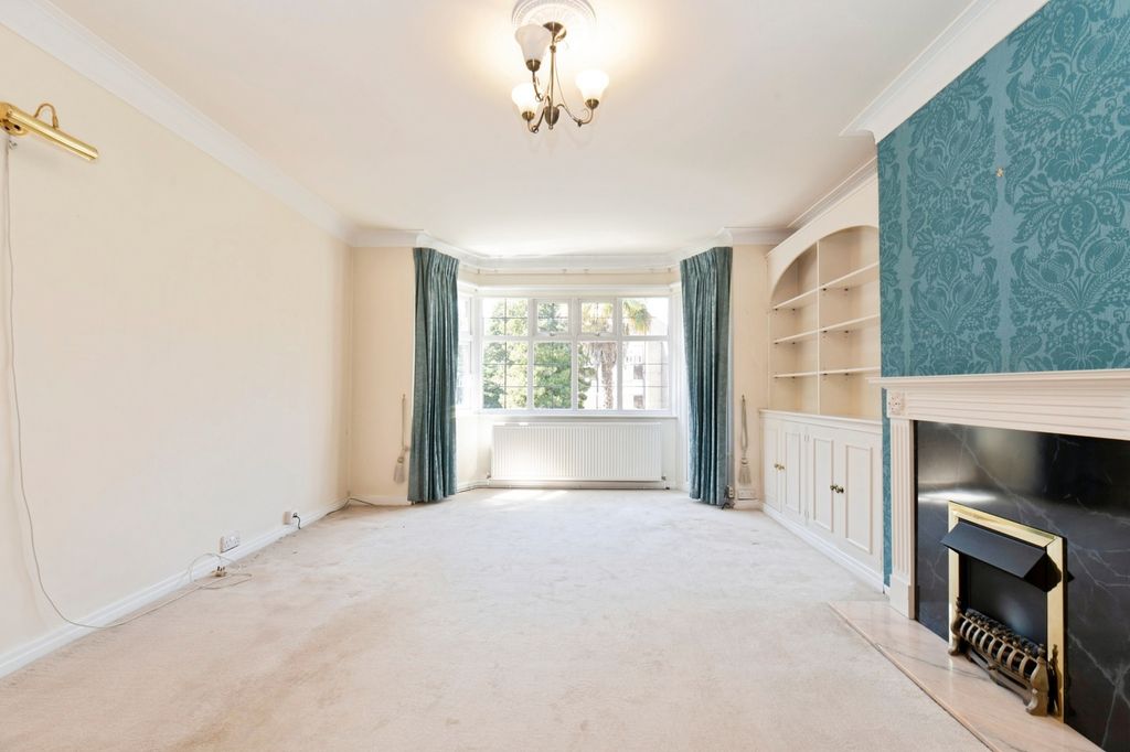 Property photo 2 of 15 Pbox-Img.Jpg