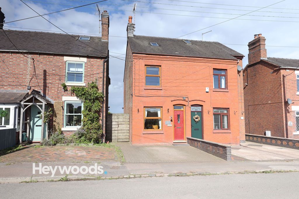 Property photo 2 of 54