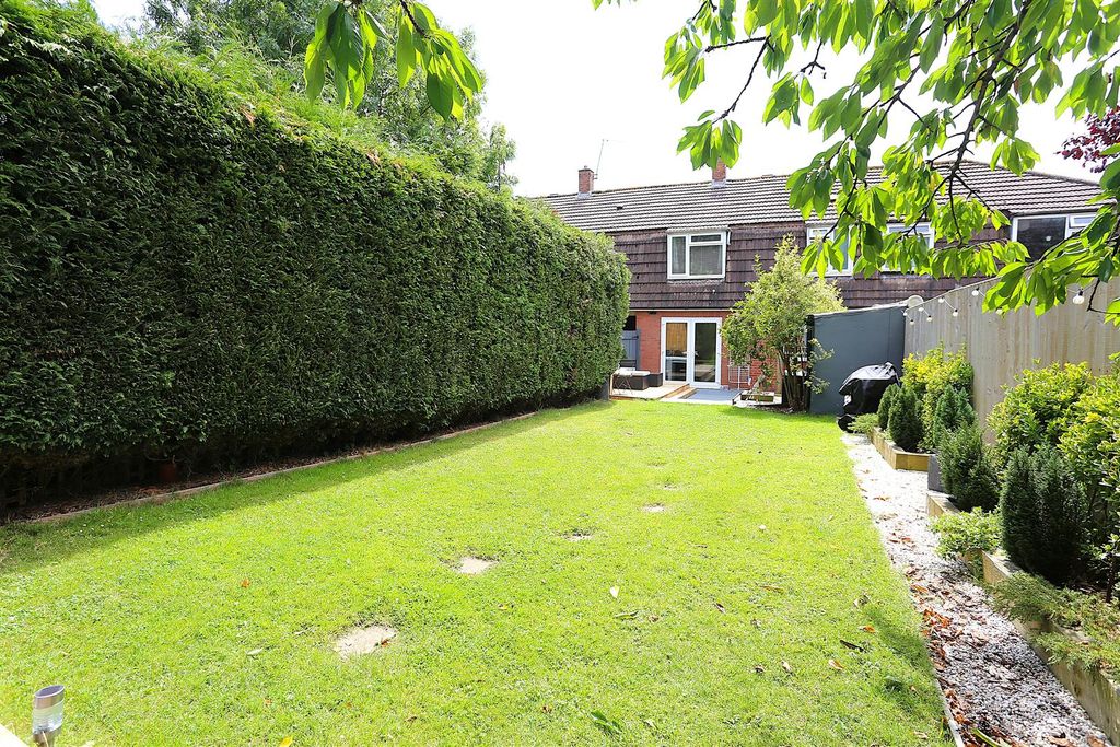 Property photo 3 of 18