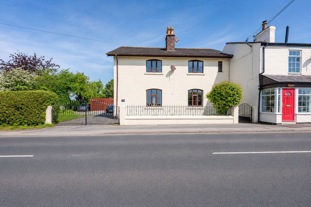 Property photo 1 of 36