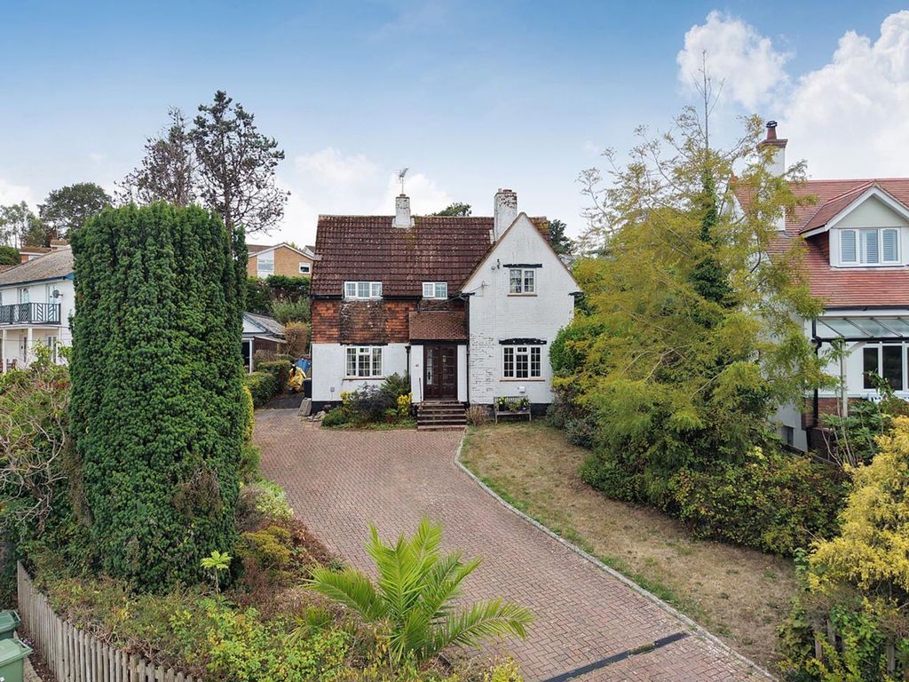 Property photo 1 of 18