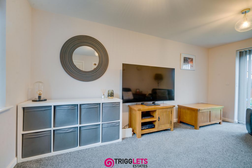 Property photo 3 of 24