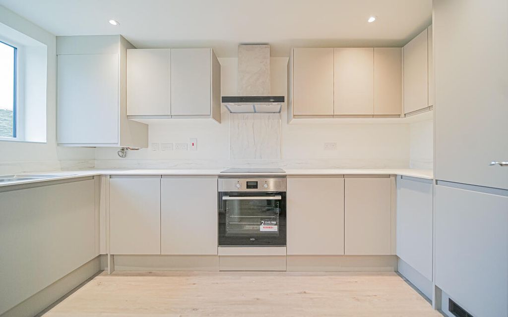 Property photo 2 of 13 P1069741.Jpg