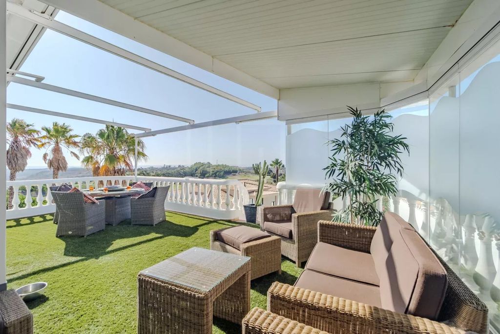 Property photo 3 of 53