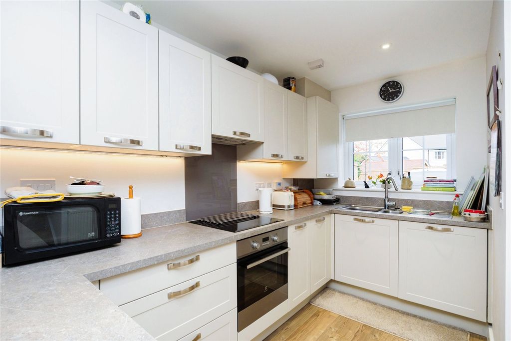 Property photo 3 of 13 Kitchen