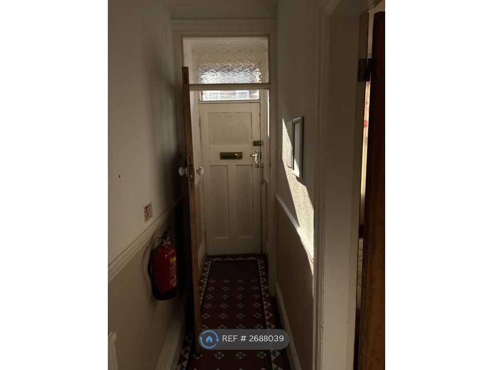 Property photo 3 of 21