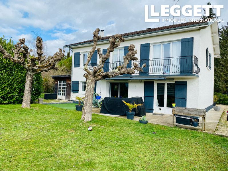 Property photo 2 of 10