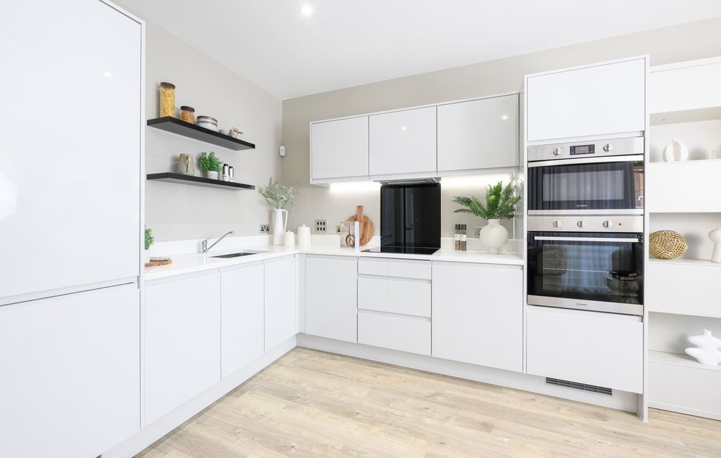 Property photo 3 of 14 Fairview New Homes - Zoopla -