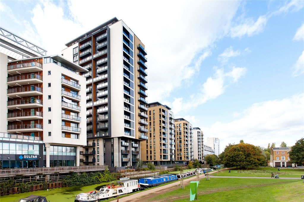 Property photo 1 of 22 Exterior