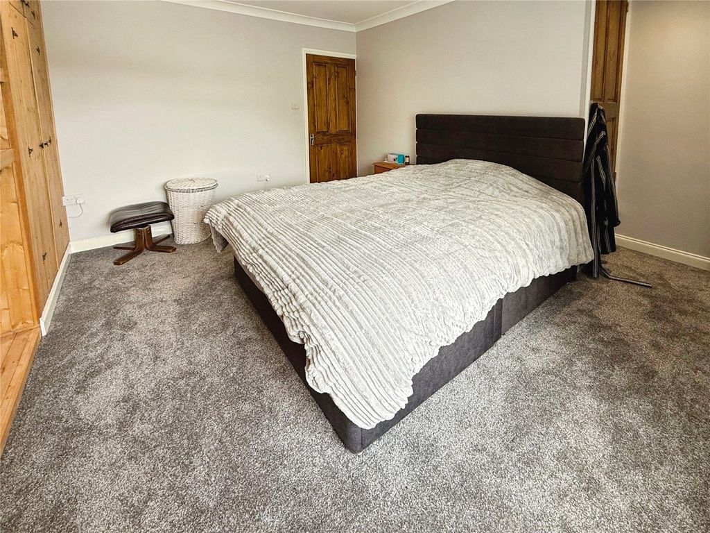 Property photo 2 of 15 Bedroom 1