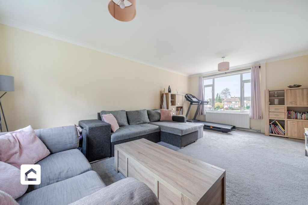 Property photo 3 of 21 3