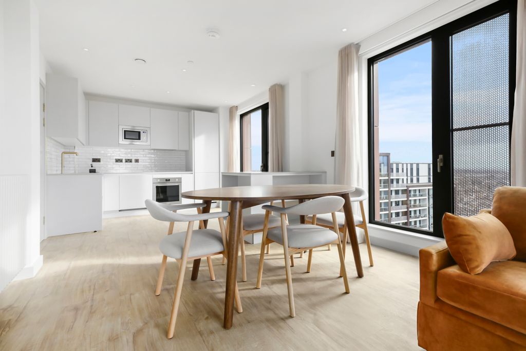 Property photo 1 of 31 Picture No. 11