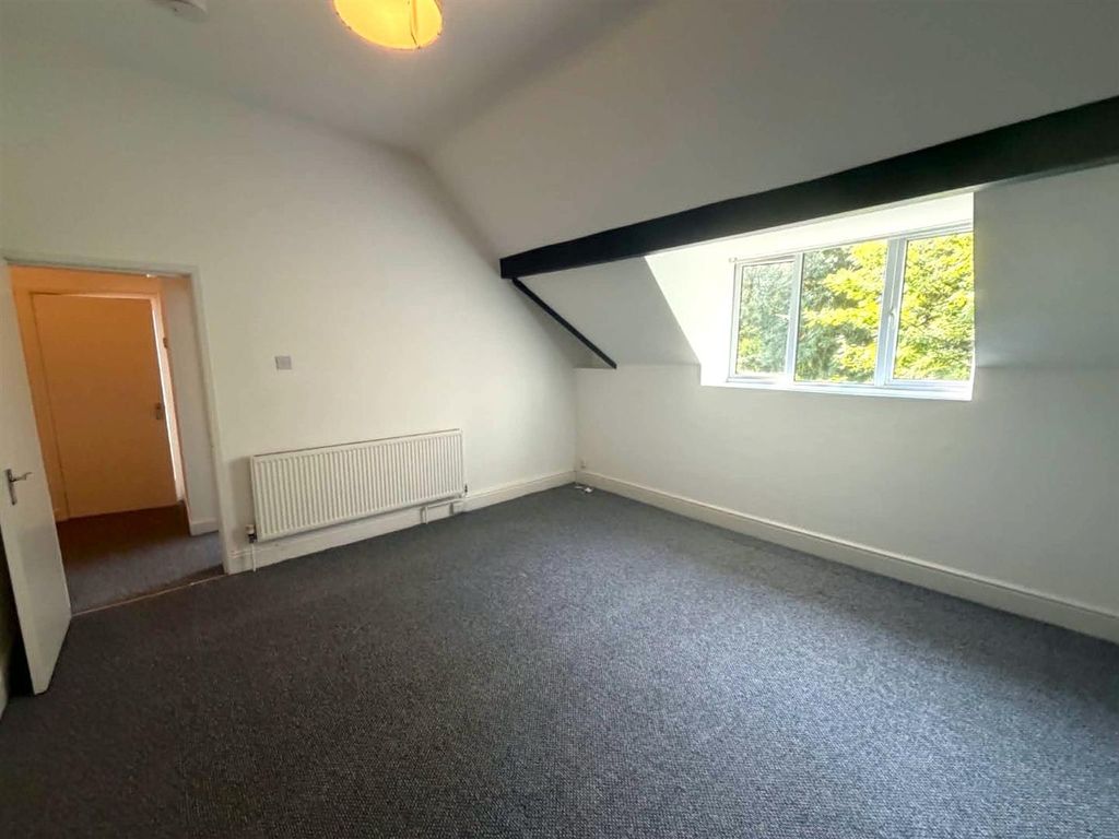 Property photo 2 of 12 Daec0c2B-B5Db-4628-A64F-3E6E96223E9B.Jpg