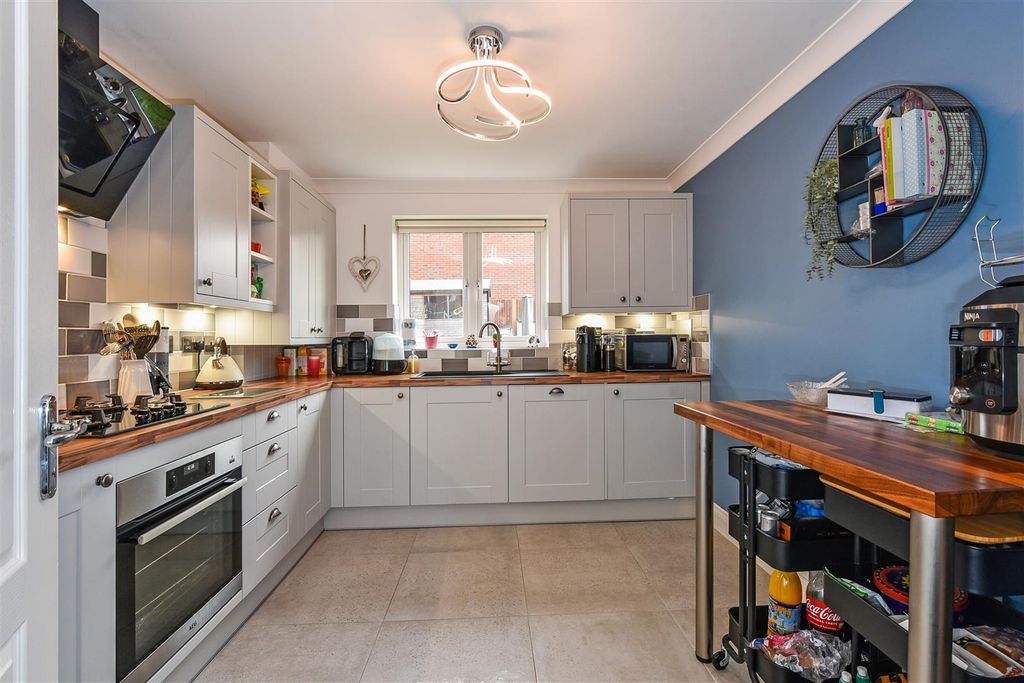 Property photo 2 of 13 Sketch_Ph21_4105202.Jpg