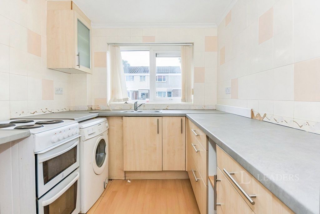 Property photo 3 of 6 Pbox-Img.Png