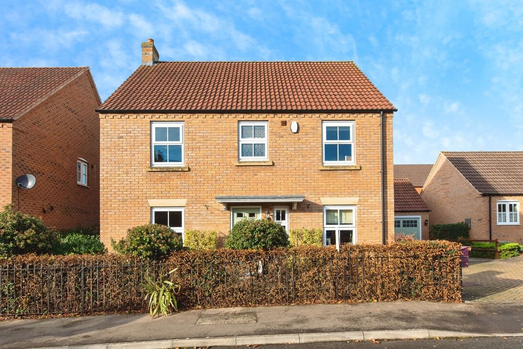 Property photo 2 of 15 Photo