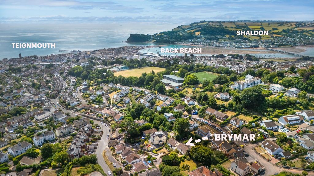 Property photo 3 of 24