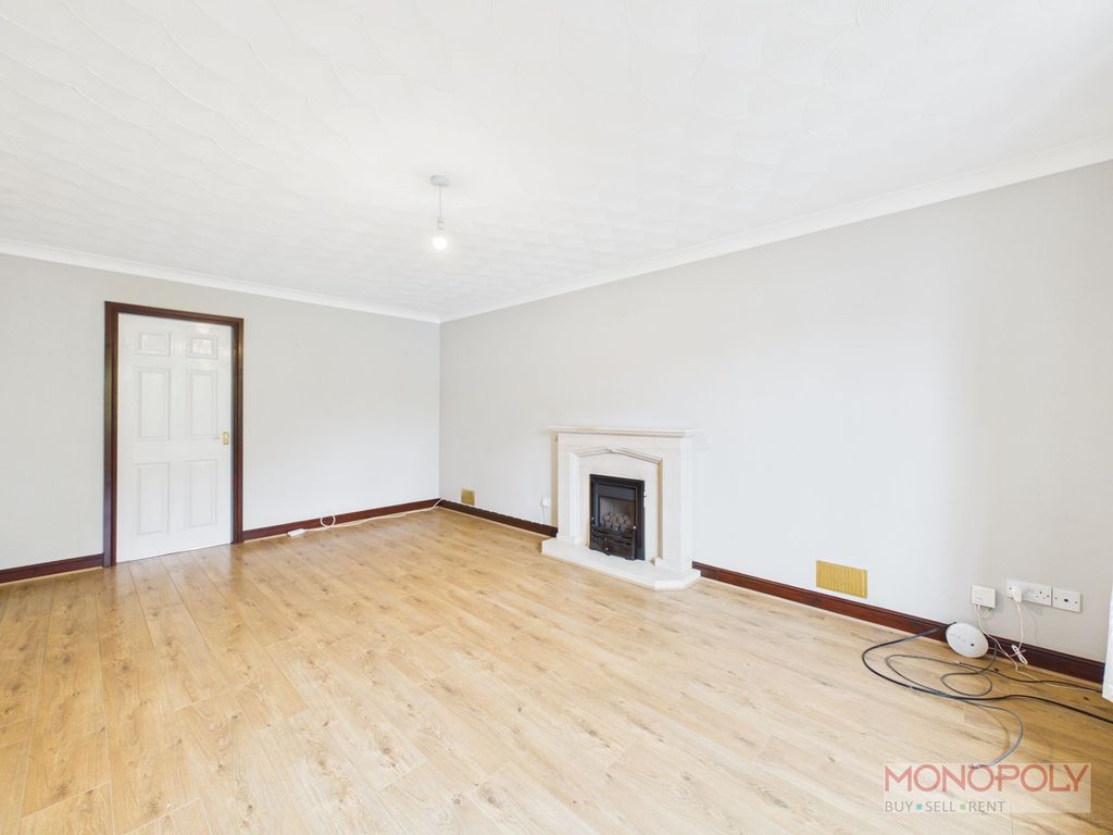 Property photo 3 of 26