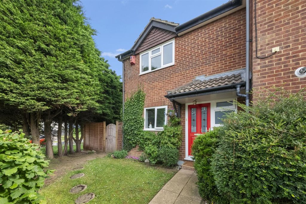 Property photo 1 of 12