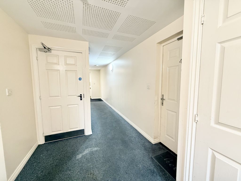 Property photo 2 of 12 Img_6844