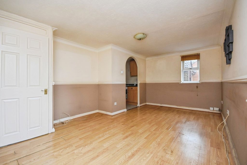 Property photo 2 of 14 Pbox-Img.Jpg