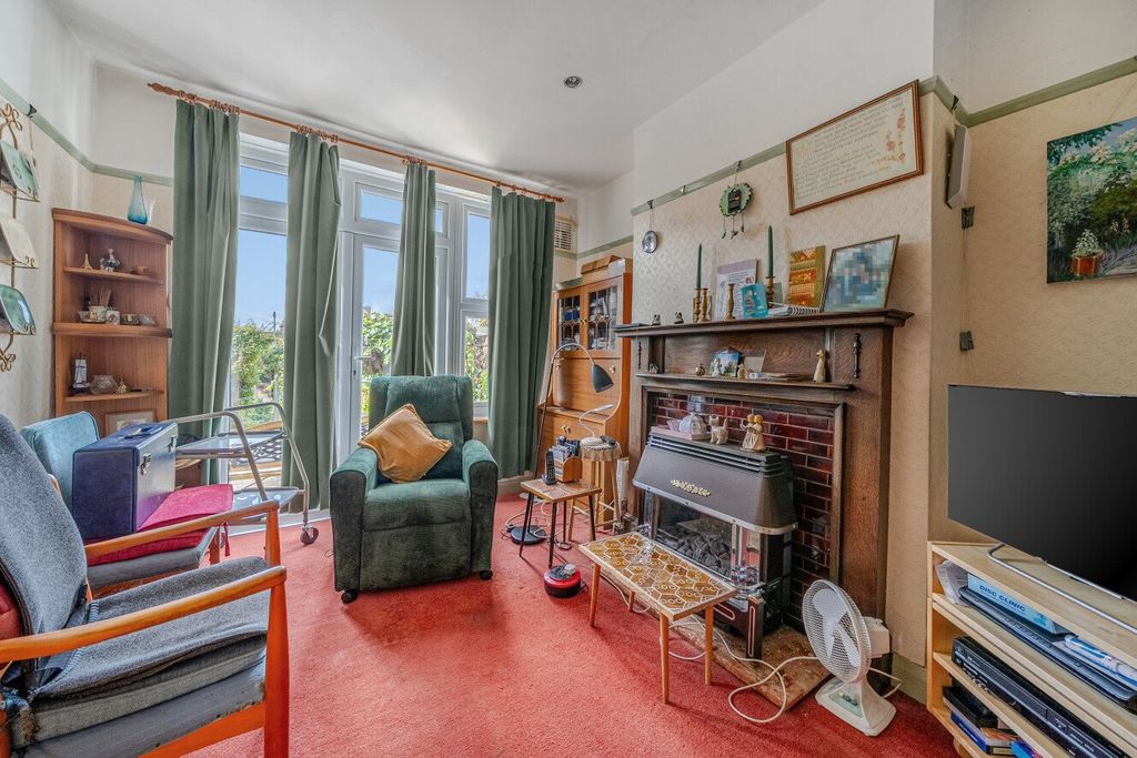 Property photo 2 of 13 Picture No. 09