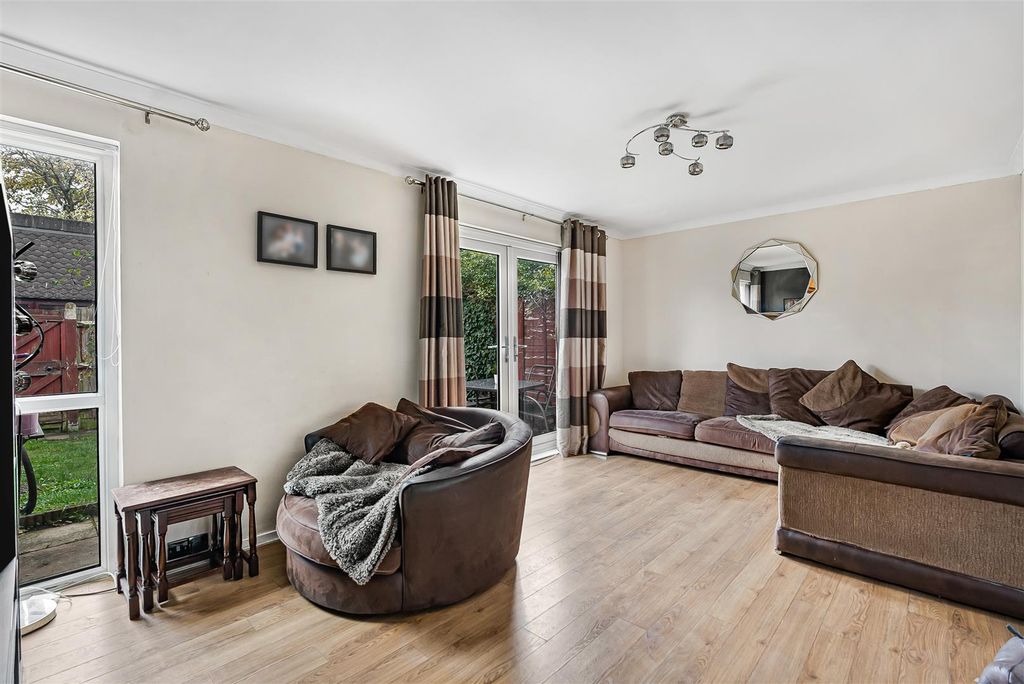 Property photo 2 of 19 1_66977.Jpg