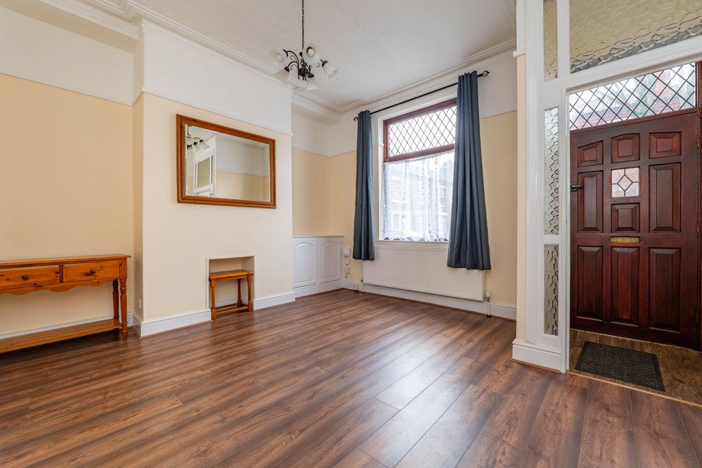 Property photo 2 of 10 Living Room