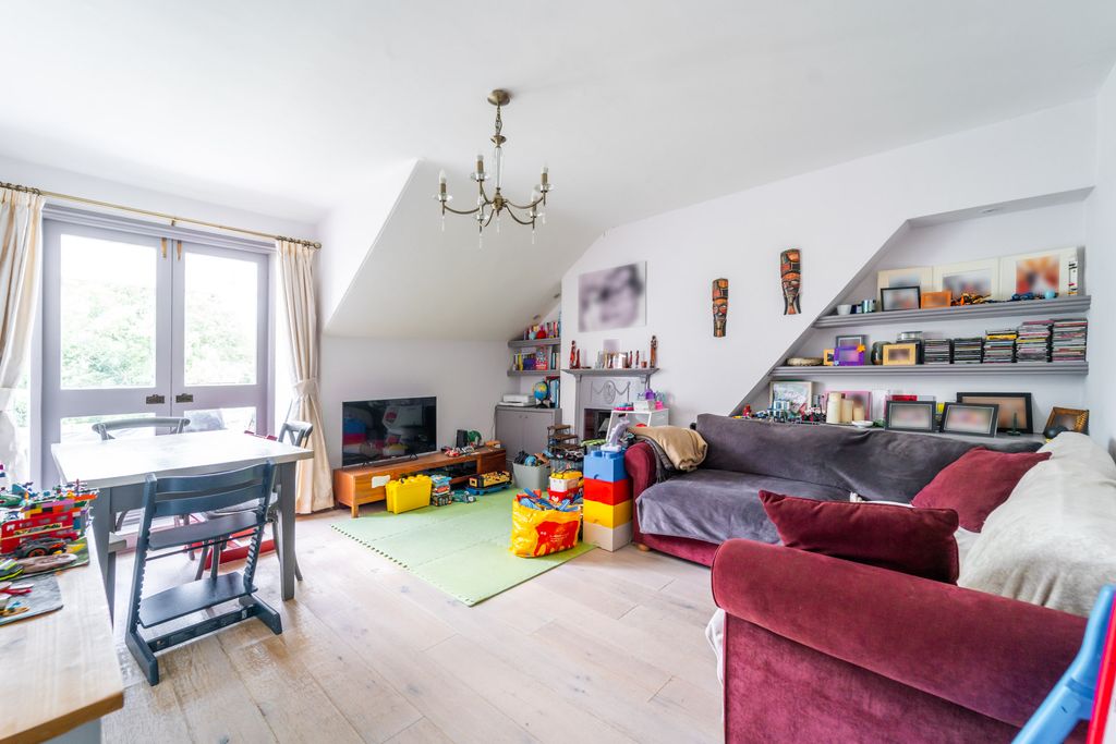 Property photo 2 of 11 Mba02605-Edit