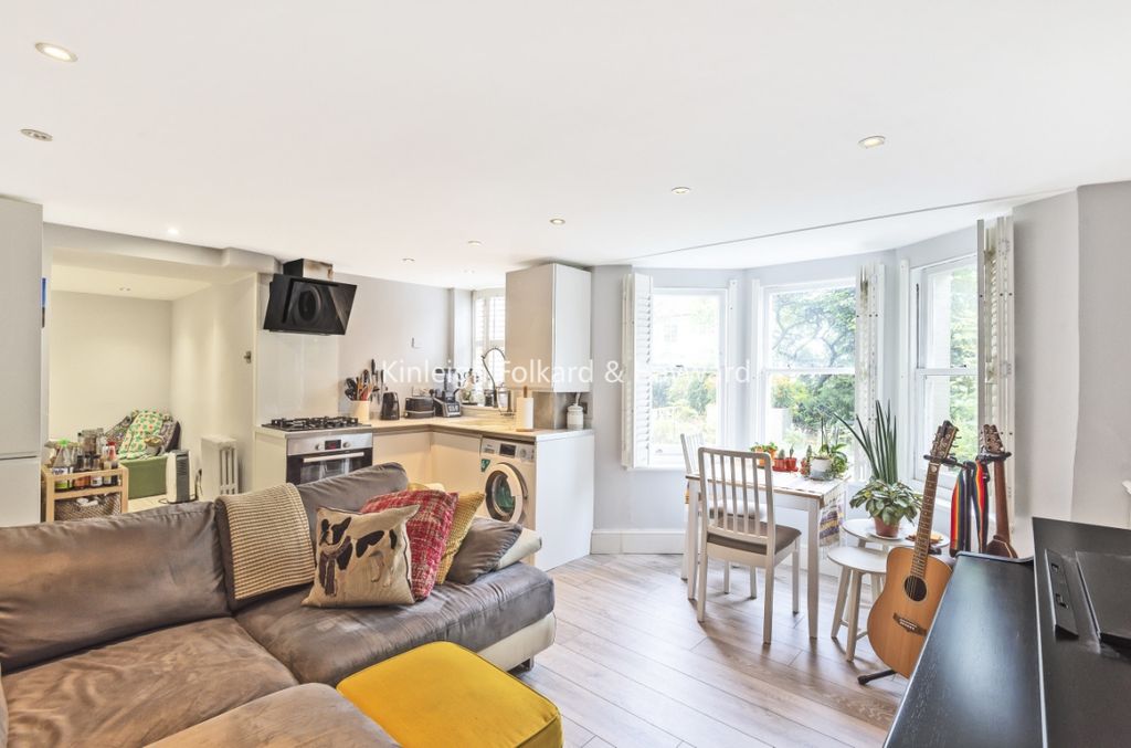 Property photo 2 of 7 Cf82Bc6d-05Ff-402c-A