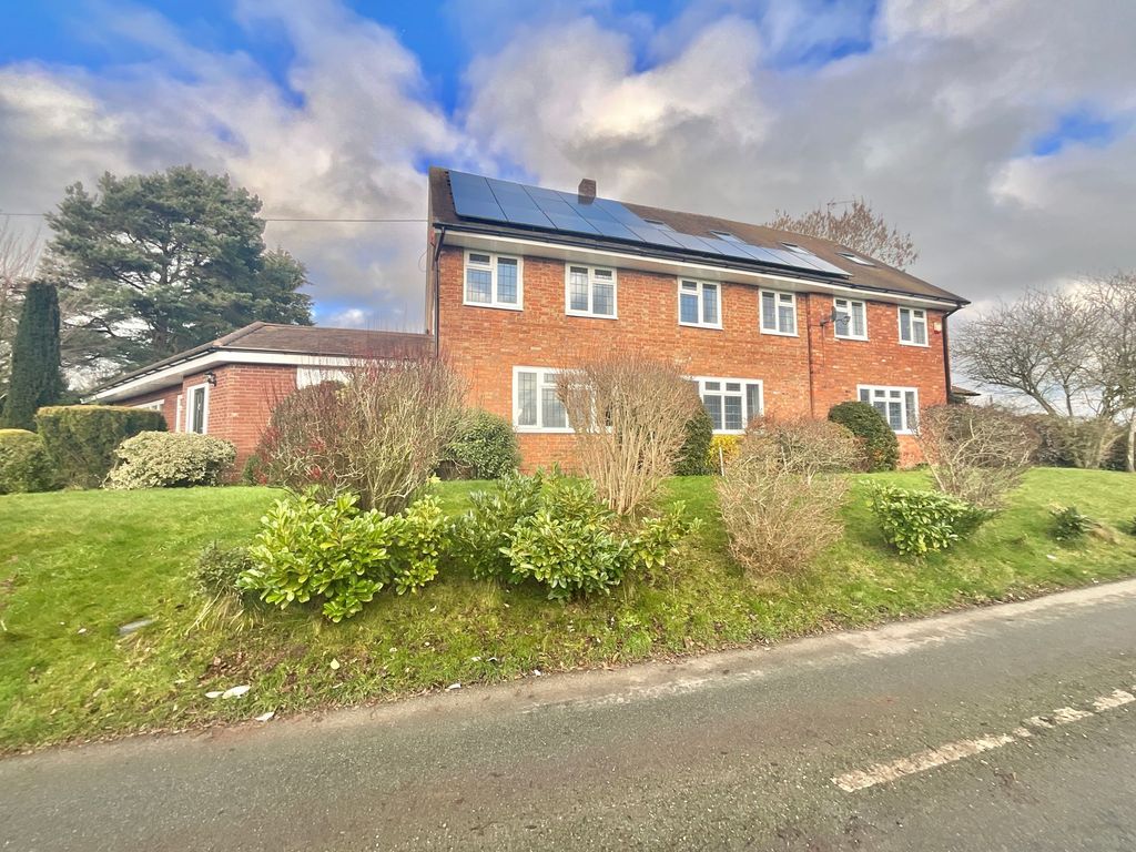 Property photo 1 of 42