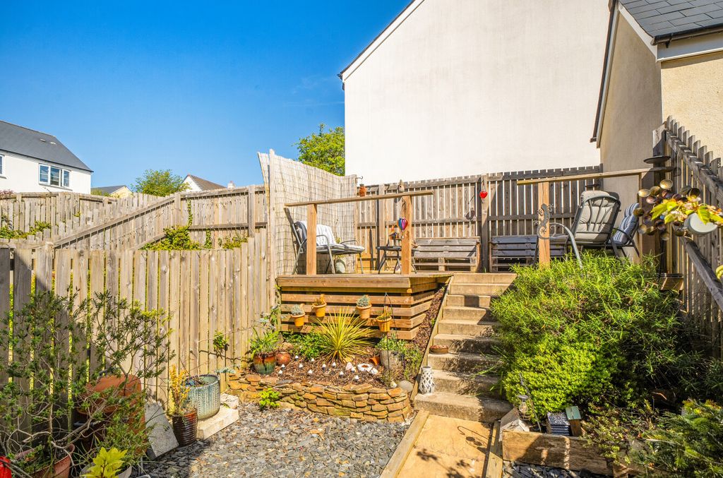 Property photo 3 of 12 3 - 1449308-14-69Eb4A...