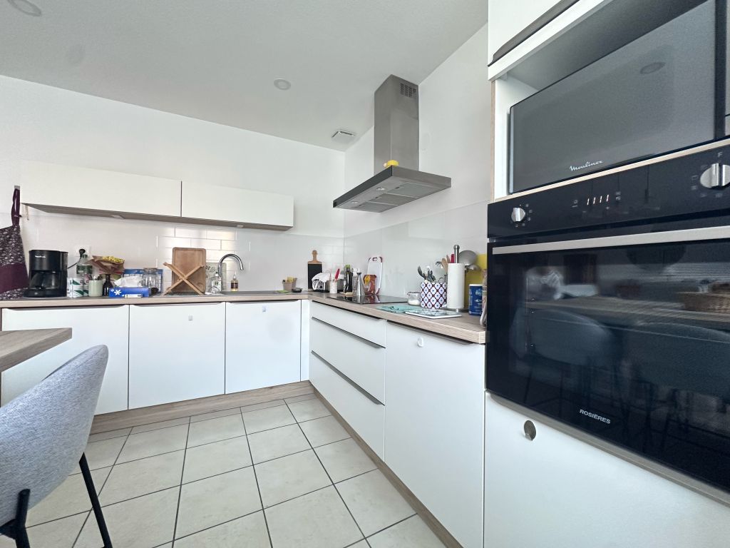 Property photo 2 of 26