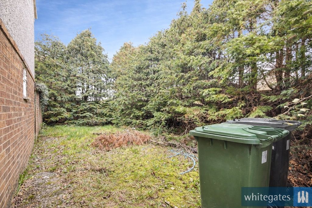 Property photo 2 of 19 Picture No. 36