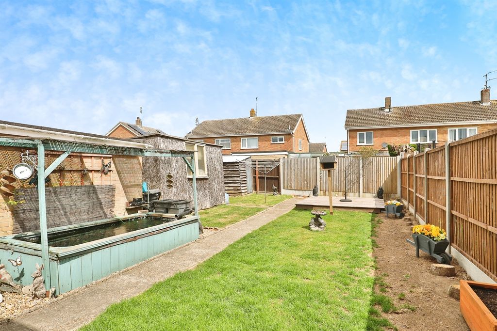 Property photo 3 of 16