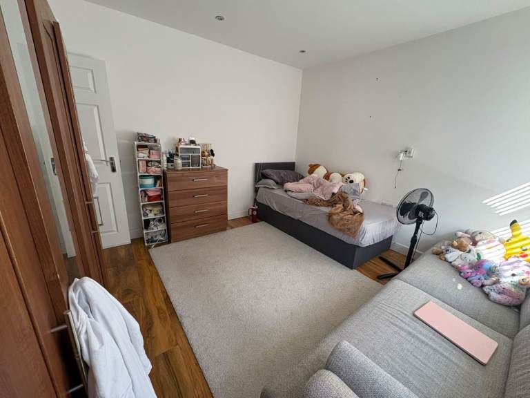 Property photo 1 of 4