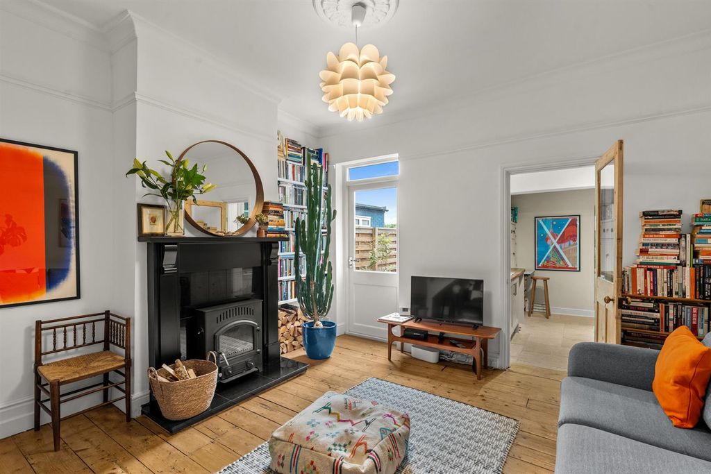 Property photo 3 of 32 17Yorkstreet-018.Jpg