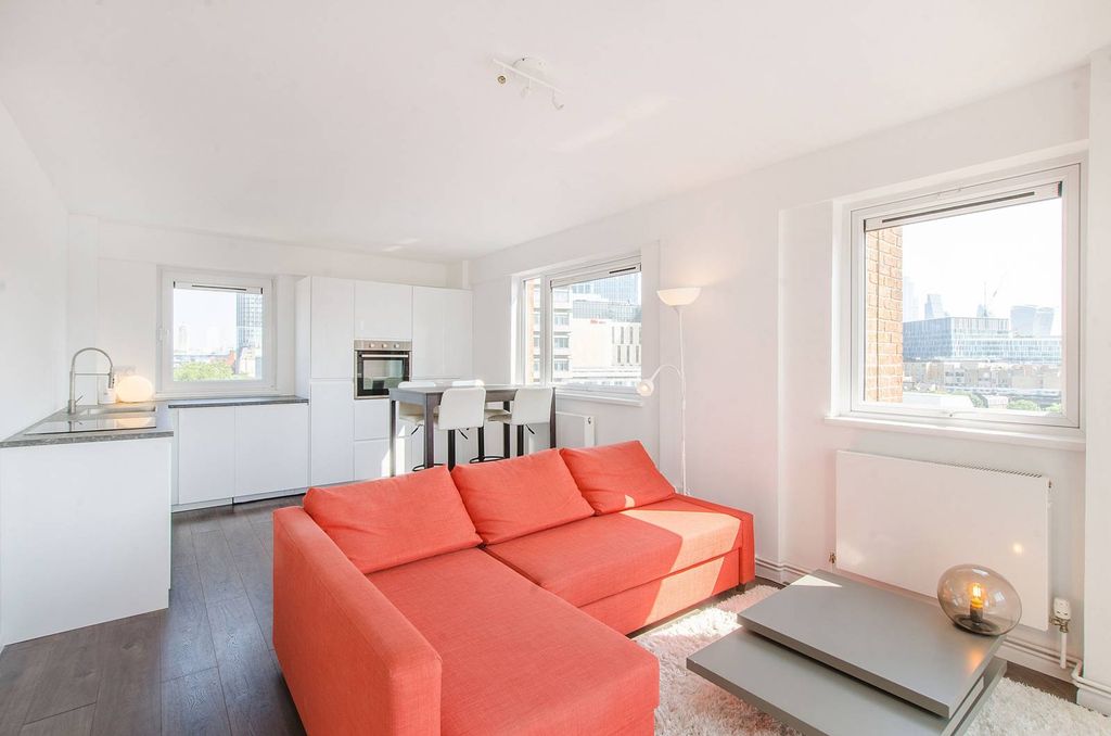 Property photo 1 of 9