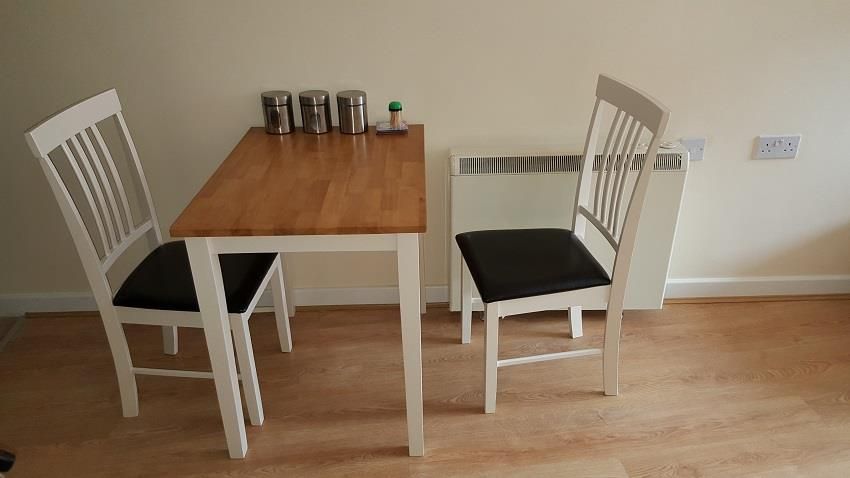 Property photo 3 of 8 Flat 8, 8 Rea Place - Kitchen (2).Jpg