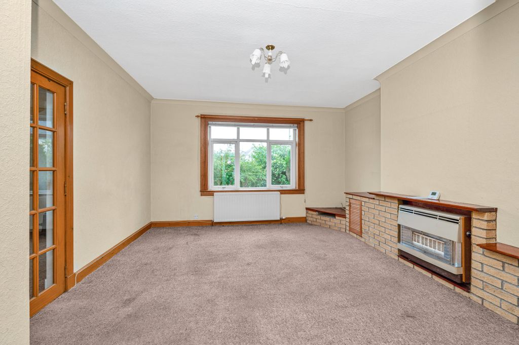 Property photo 2 of 28 Property Image 2
