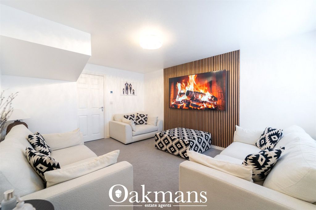 Property photo 2 of 21 Picture No. 33