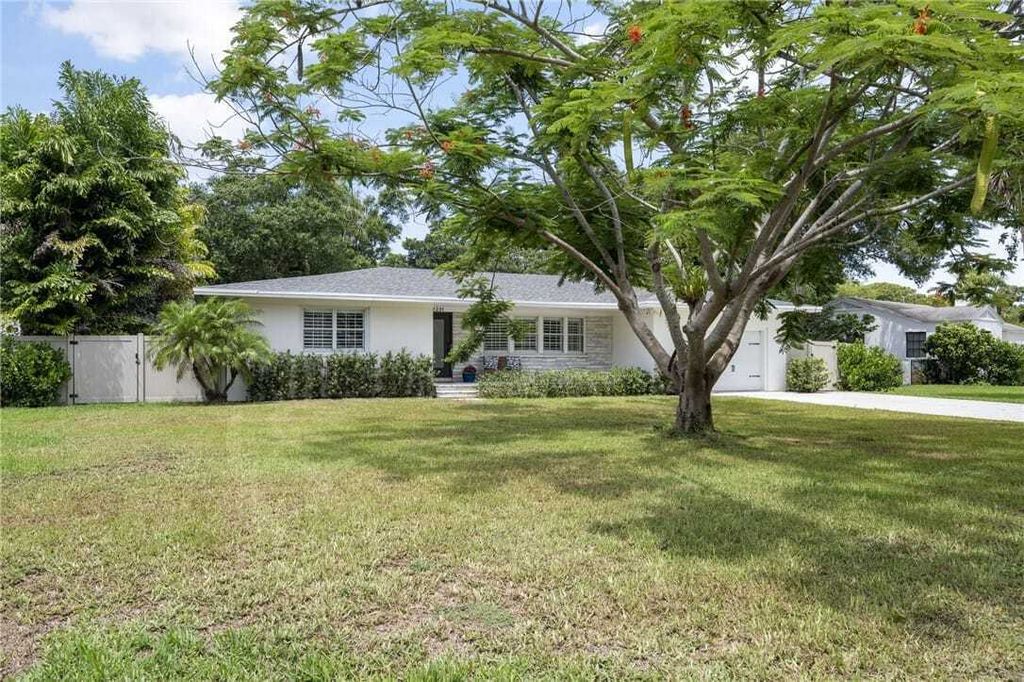 Property photo 1 of 31