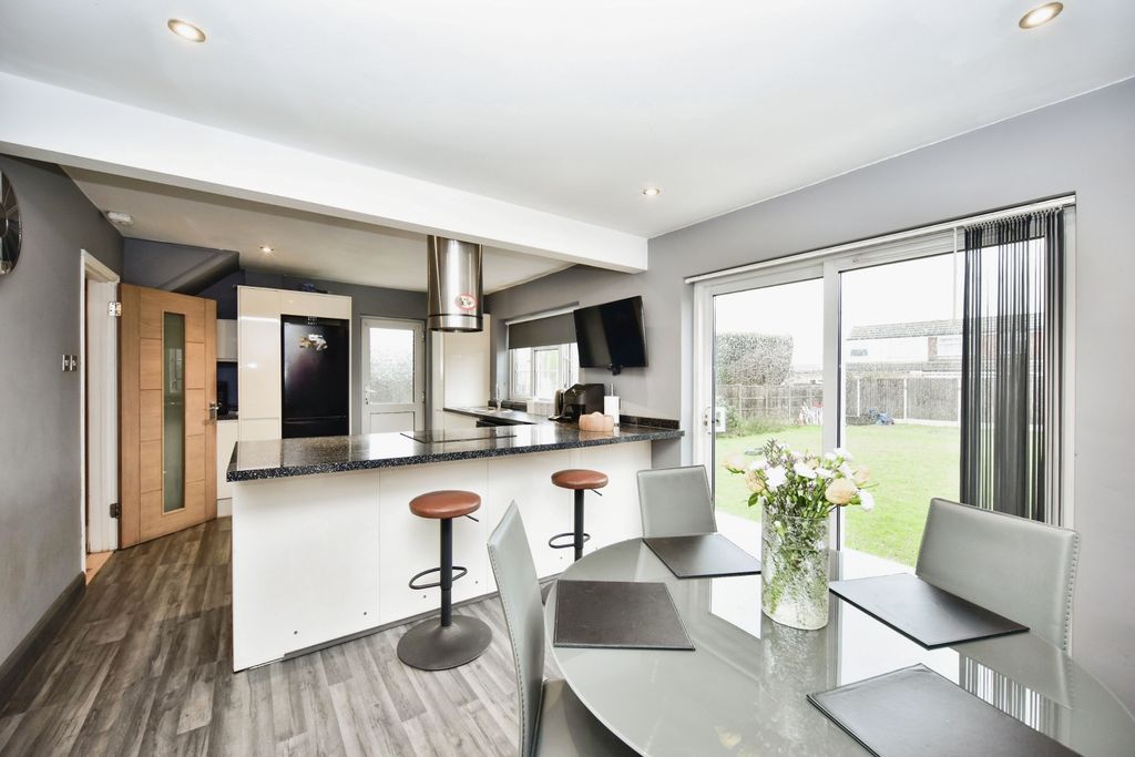 Property photo 2 of 20 Open Plan Kitchen &amp; Diner