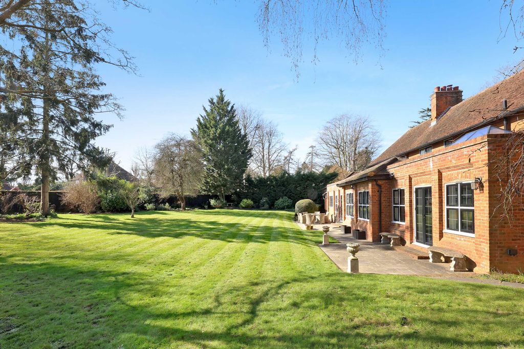 Property photo 2 of 27 Image