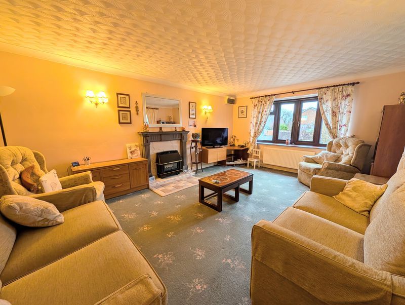 Property photo 2 of 18 Photo 16