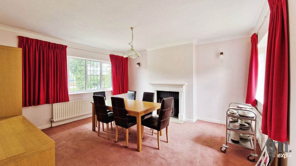 Property photo 2 of 24