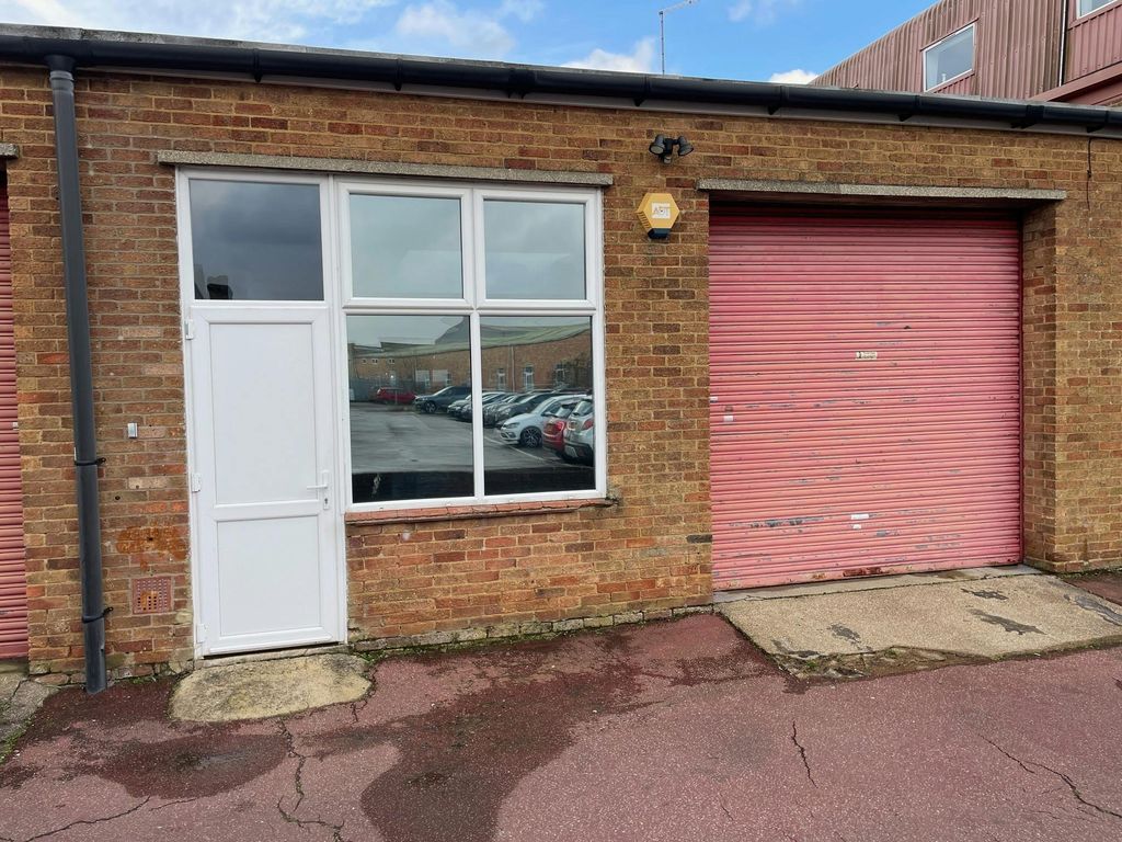 Property photo 3 of 17 3.Jpg