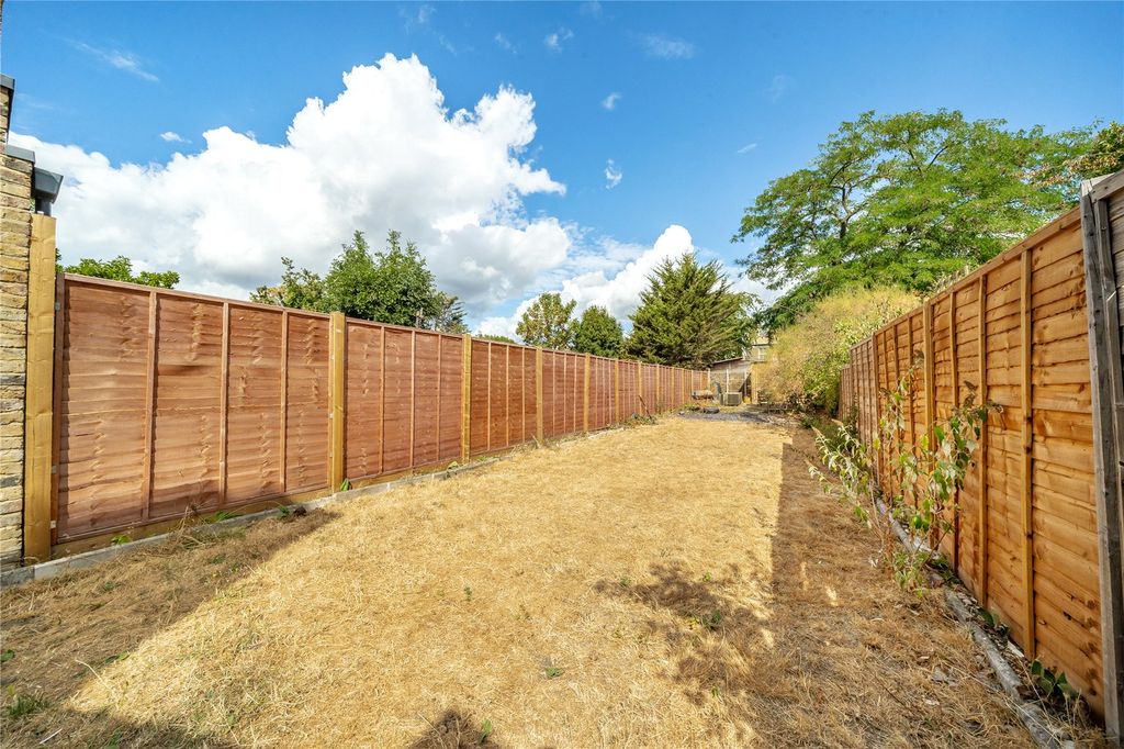 Property photo 2 of 10 Private Garden