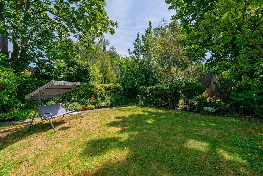 Property photo 3 of 11 Picture No. 19
